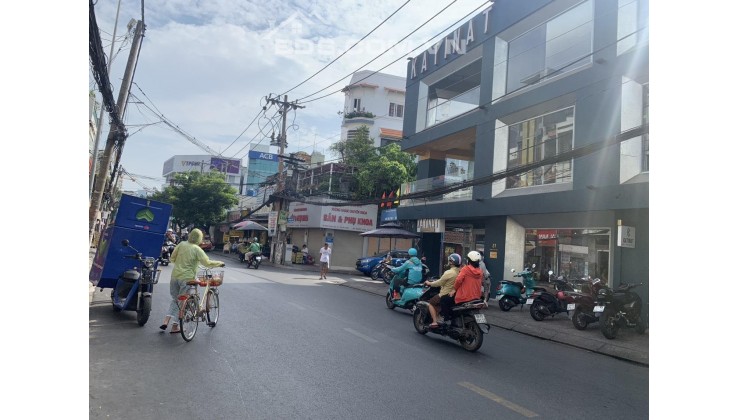 Bán nhà MT Phạm Văn Hai, phường 1 Tân Bình 270m2 - 60 tỷ